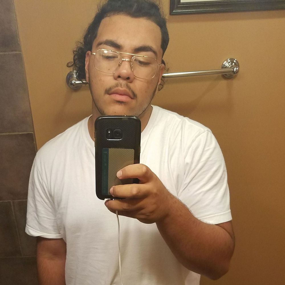 Meet your Posher, Chivis